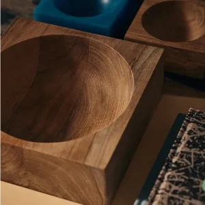Neuheit Teak Cube Bowl von HKliving