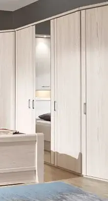 Drehtürenschrank Luxor Polar-Lärche Nachbildung ca. 150 x 220 x 58 cm Preisreduziert